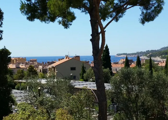 Hpc Suites - Cassis Centre - Parking Gratuit & Piscine Chauffee