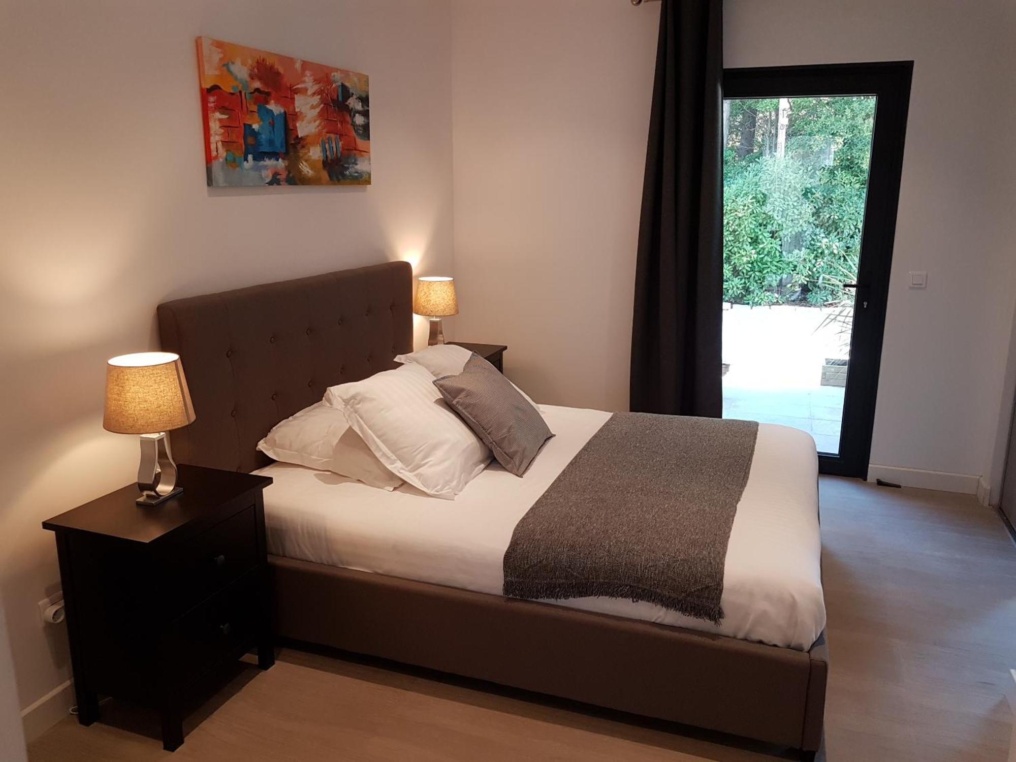 Hpc Suites - Cassis Centre - Parking Gratuit & Piscine Chauffee 4* Cassis